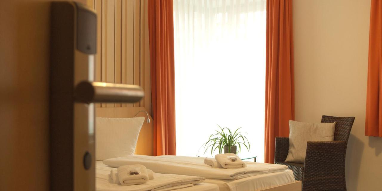 Mueritzperle Hotel Waren  Bagian luar foto