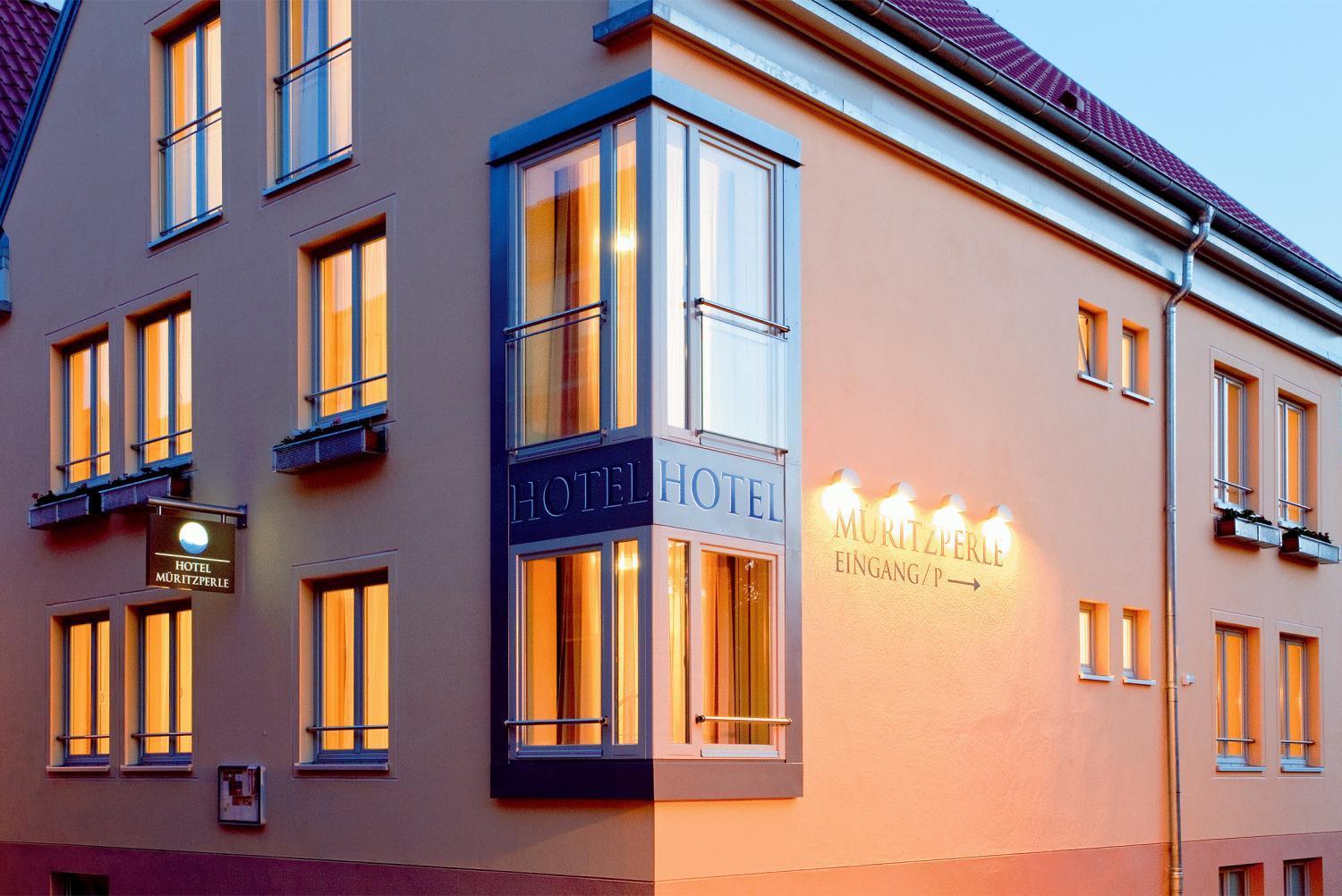 Mueritzperle Hotel Waren  Bagian luar foto